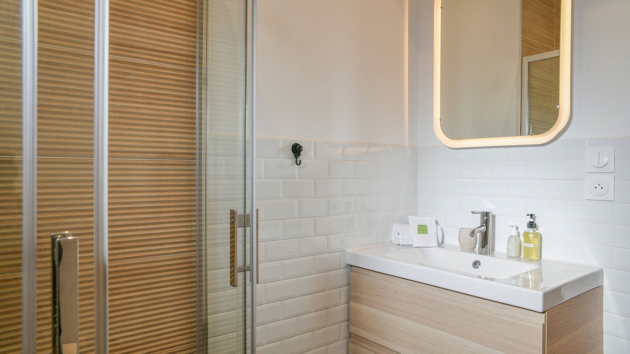 Photo of Bathroom in Cruet