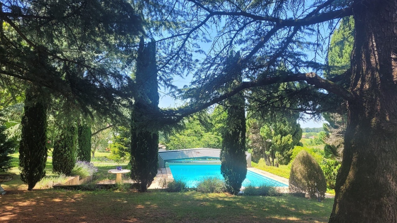 Photo of Outdoor in Bellevigne