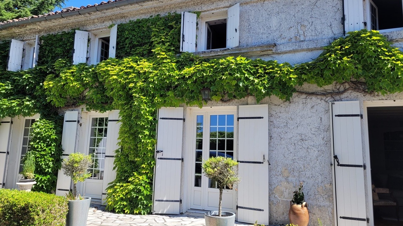 Photo of Outdoor in Bellevigne