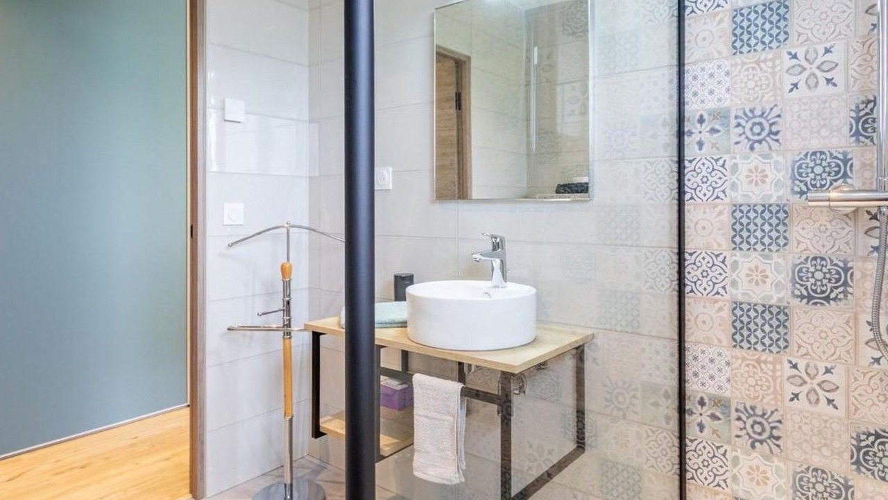 Photo of Bathroom in Sainte-Helene-sur-Isere