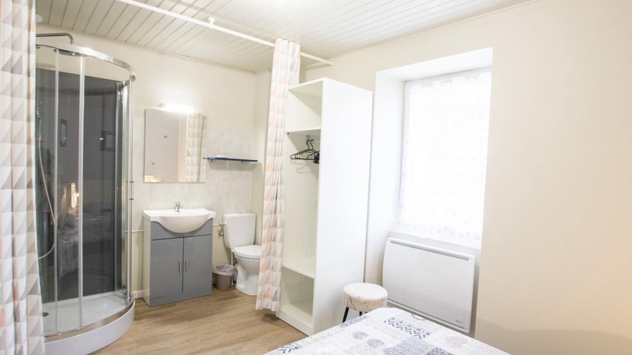 Photo of Bathroom in Coteaux Perigourdins
