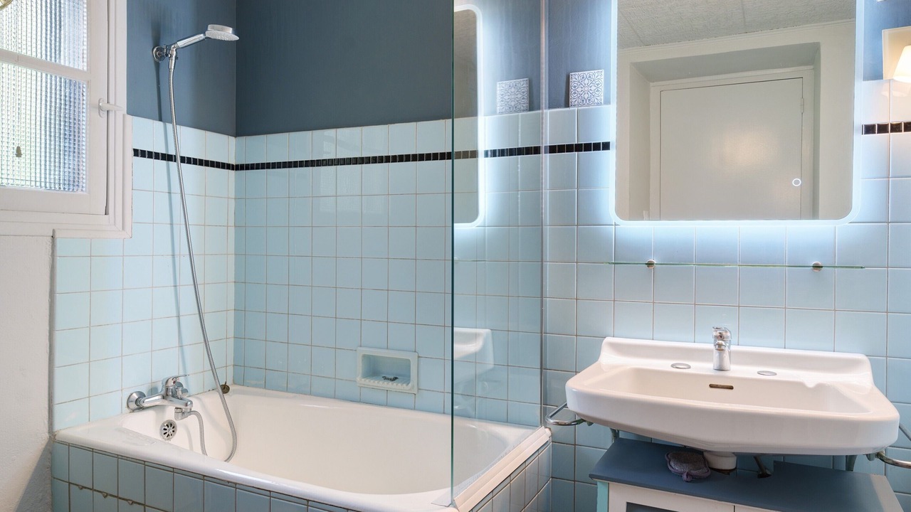 Photo of Bathroom in Lau-Balagnas