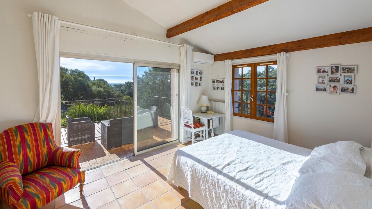 Photo of Bedroom in Le Dramont