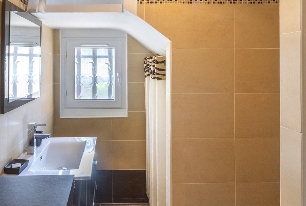 Photo of Bathroom in Le Dramont