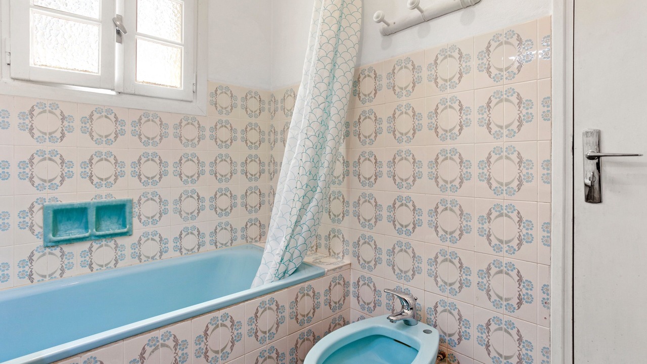 Photo of Bathroom in Meounes-les-Montrieux