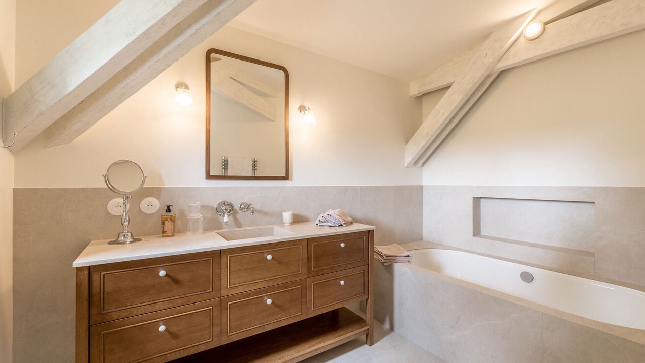 Photo of Bathroom in Saint-Seurin-sur-l'Isle