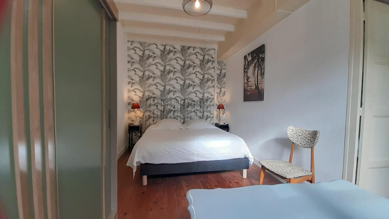 Photo of Bedroom in Monget