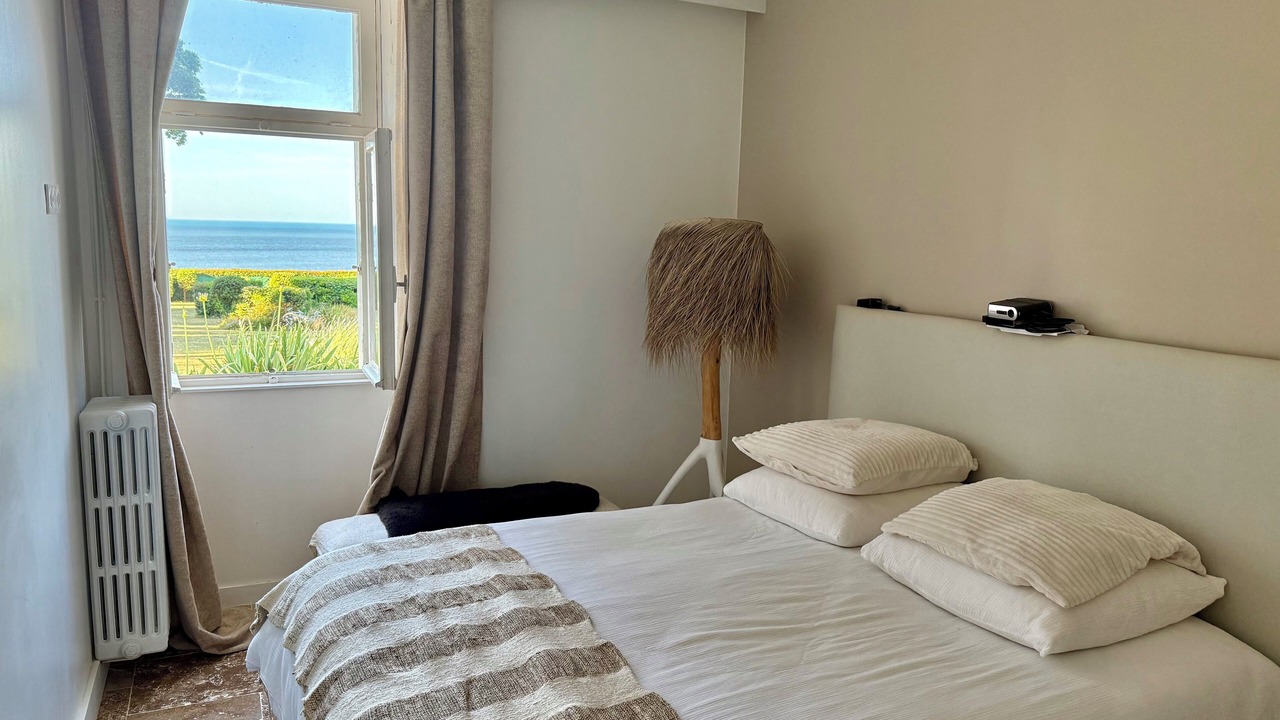 Photo of Bedroom in Saint-Marc-sur-Mer