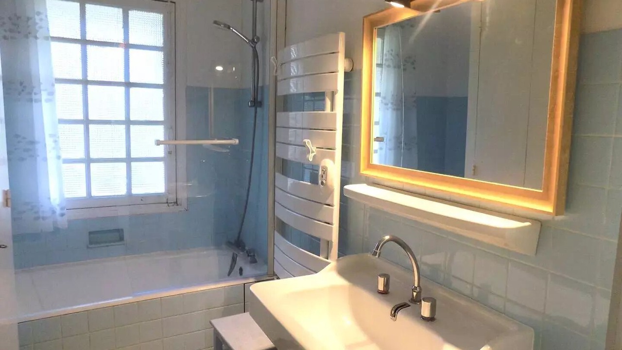 Photo of Bathroom in Saint-Georges-de-Didonne