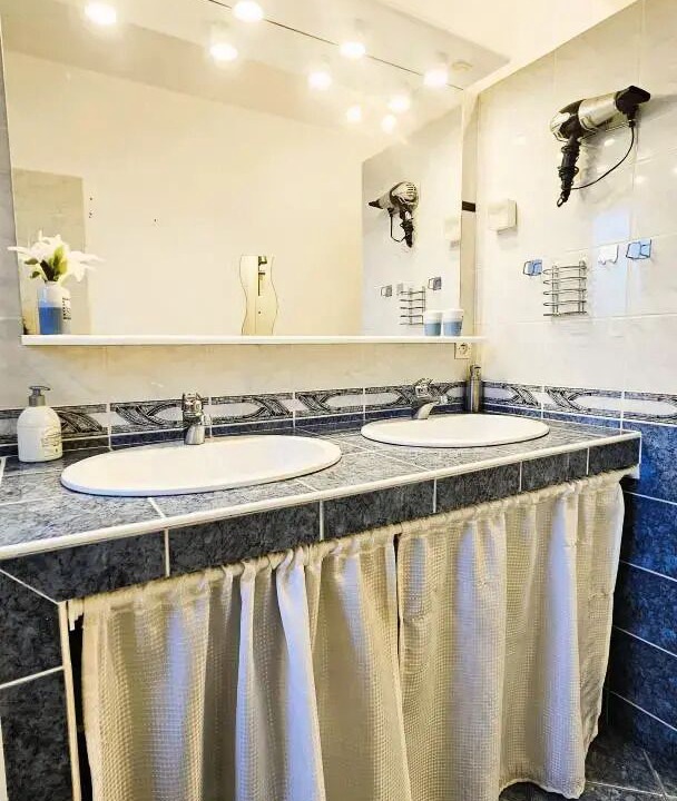 Photo of Bathroom in Meyssac