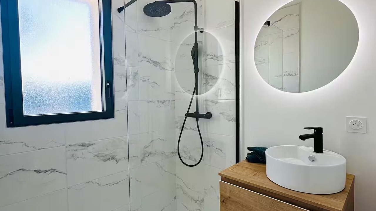 Photo of Bathroom in Quartier du Casino