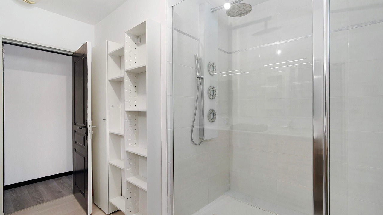 Photo of Bathroom in Saint-Cernin-de-Larche