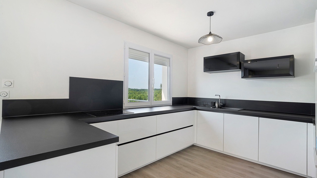 Photo of Kitchen in Saint-Cernin-de-Larche