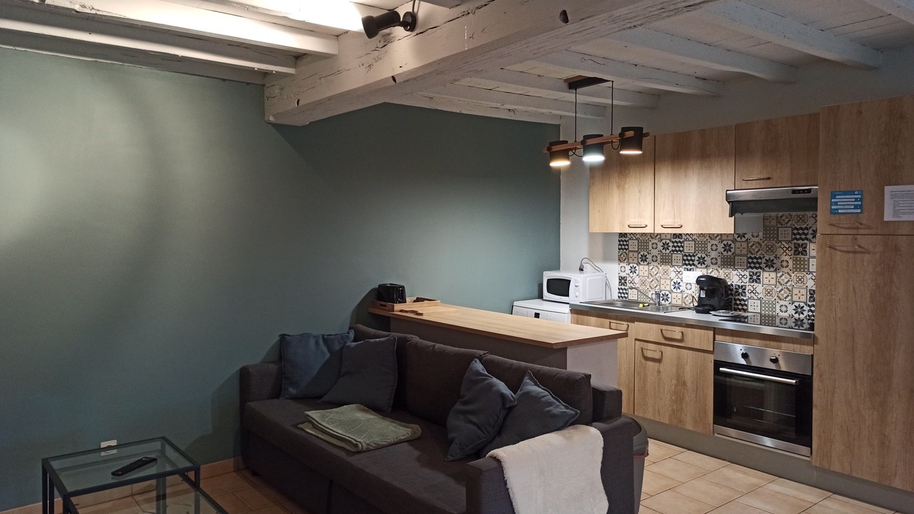 Photo of Livingroom in Saint-Hilaire-Du-Bois