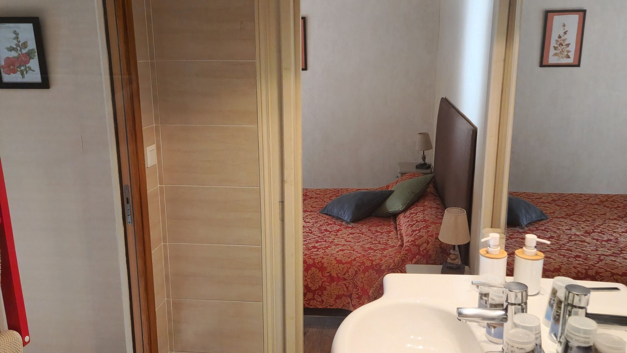 Photo of Bathroom in Reaux