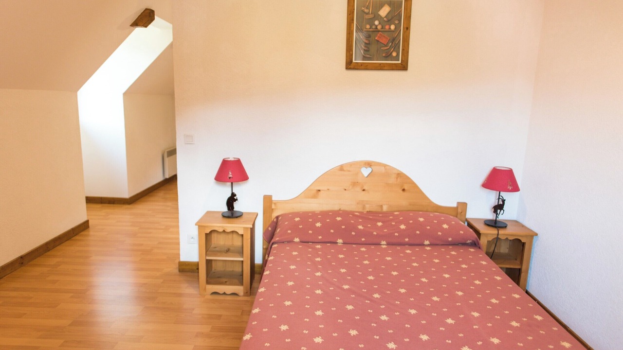 Photo of Bedroom in Giez