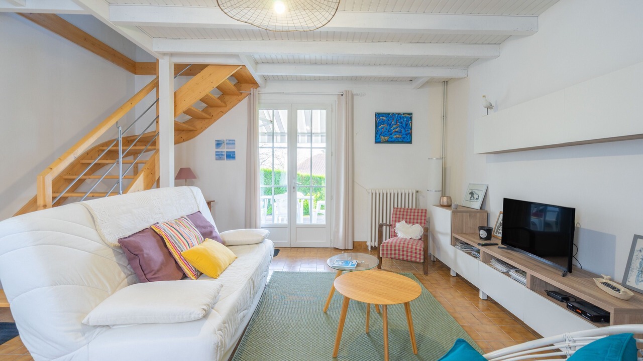 Photo of Livingroom in Jonzac