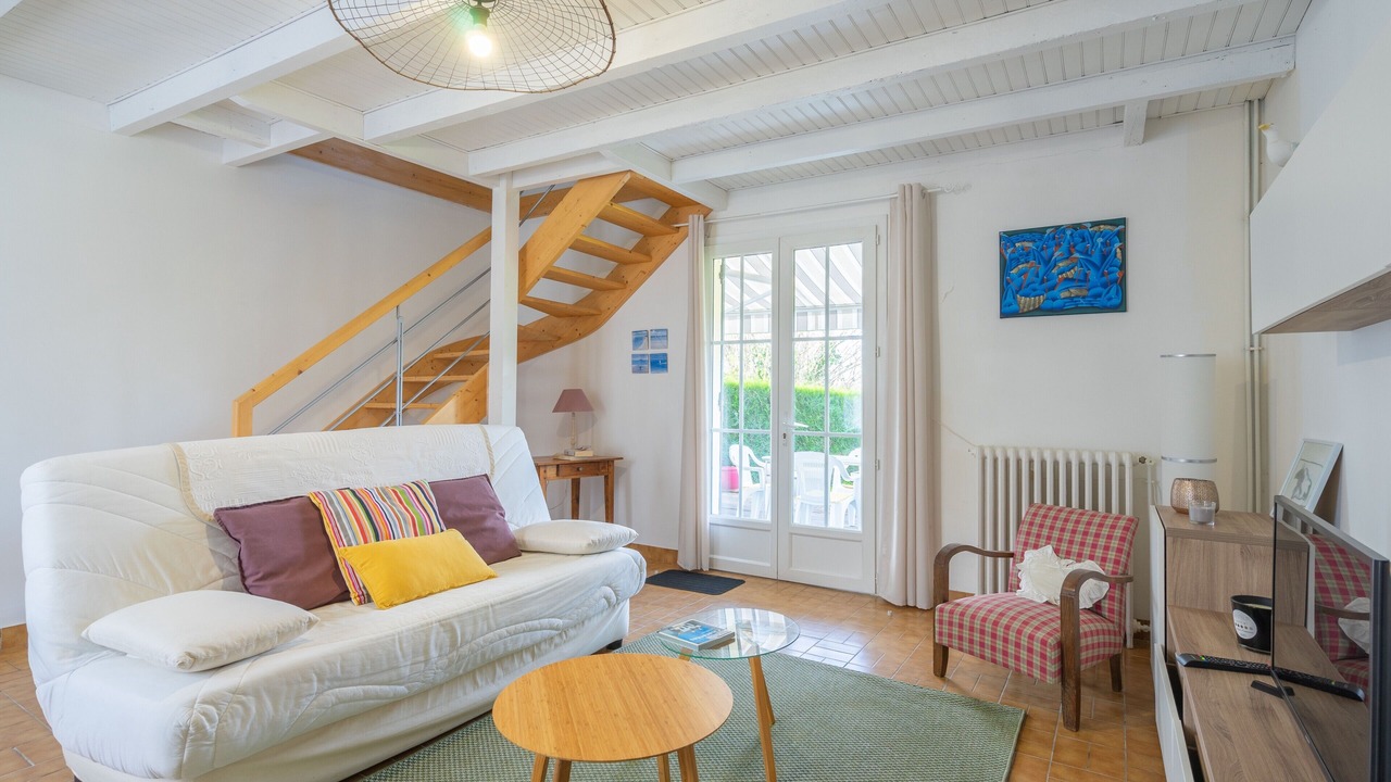 Photo of Livingroom in Jonzac