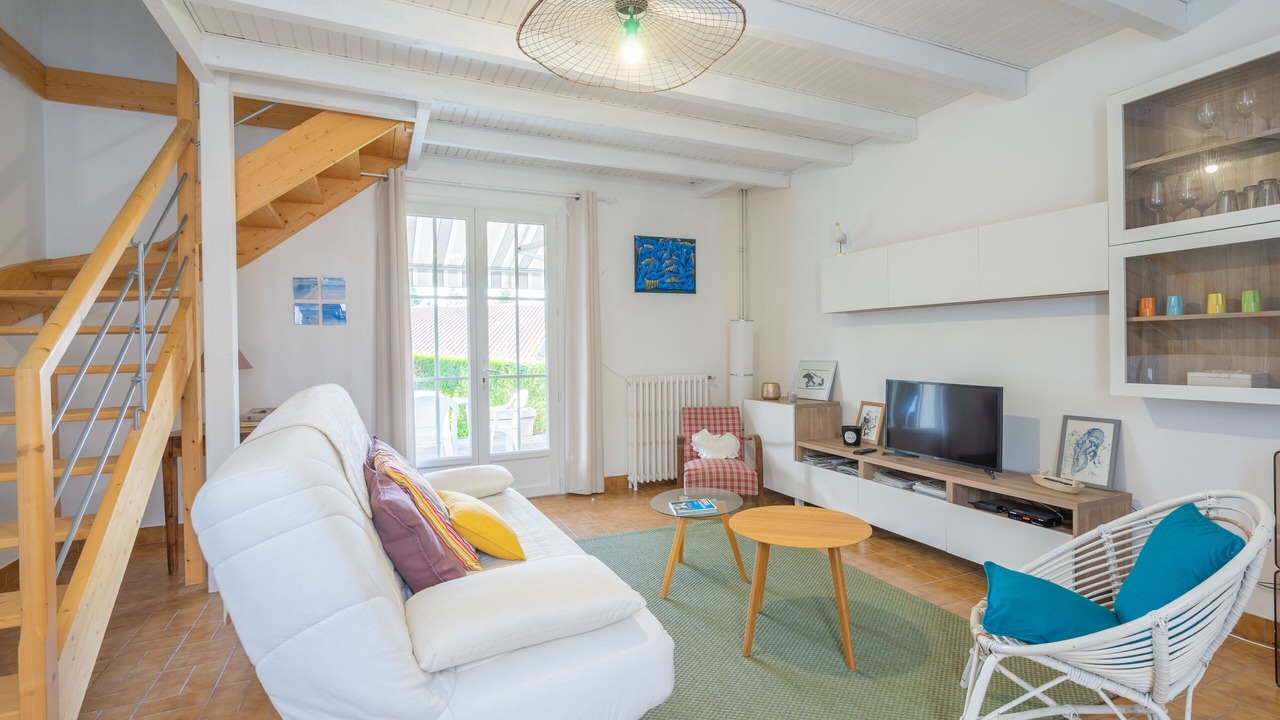 Photo of Livingroom in Jonzac