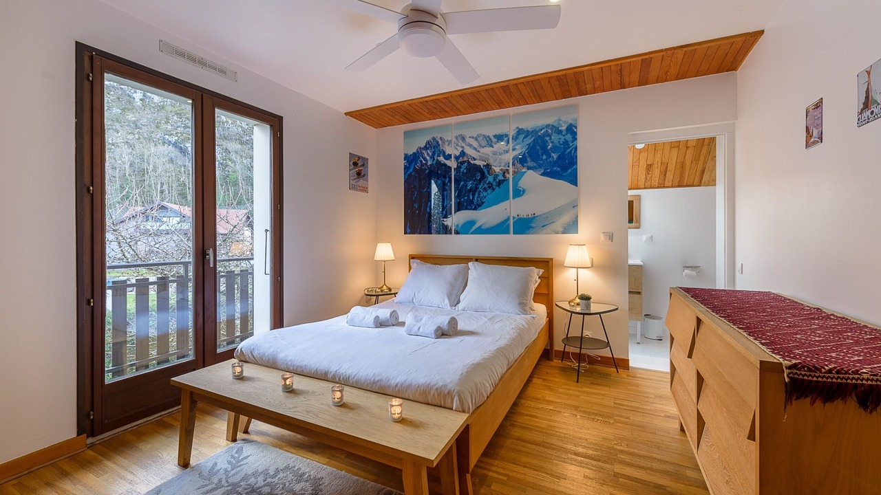 Photo of Bedroom in Duingt
