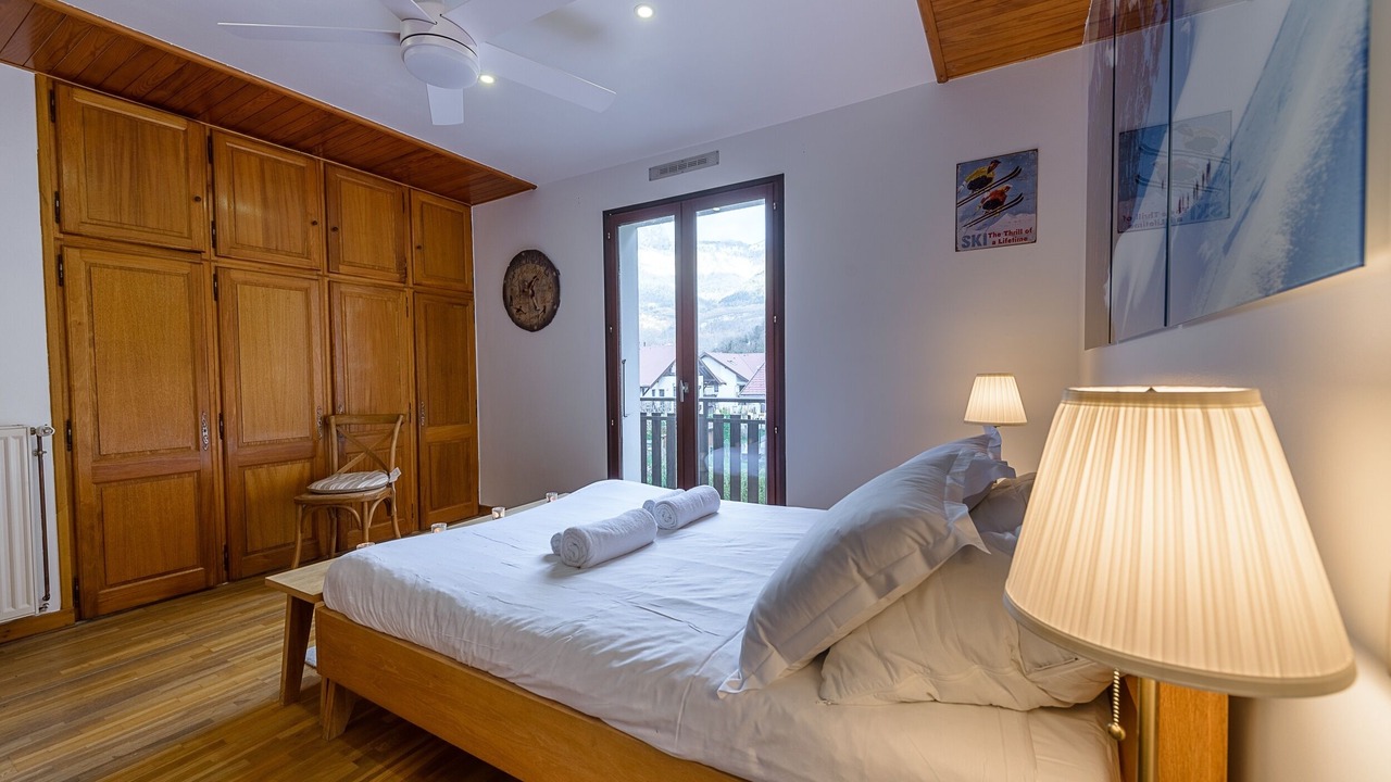 Photo of Bedroom in Duingt