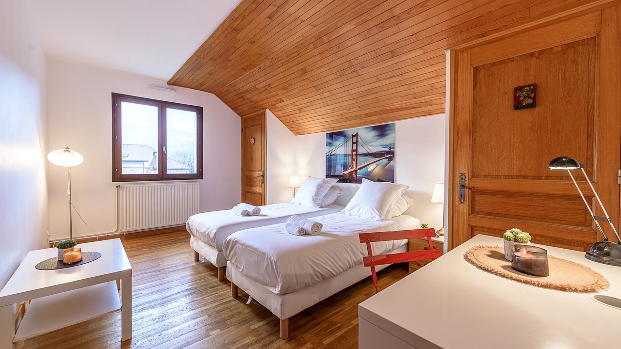 Photo of Bedroom in Duingt