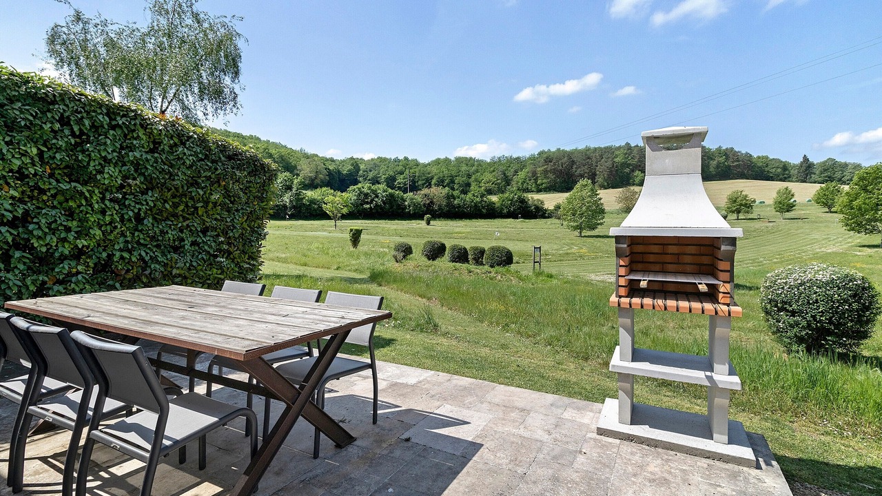 Photo of Outdoor in Jayac