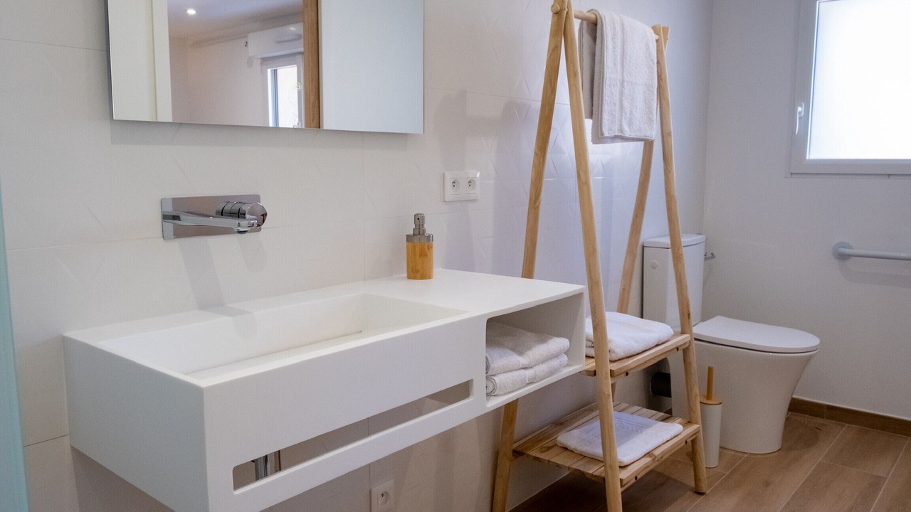 Photo of Bathroom in Breuillet