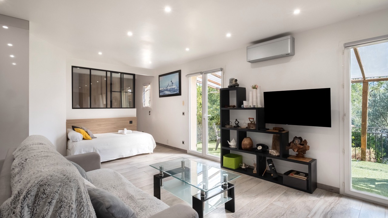 Photo of Bedroom in Pegomas