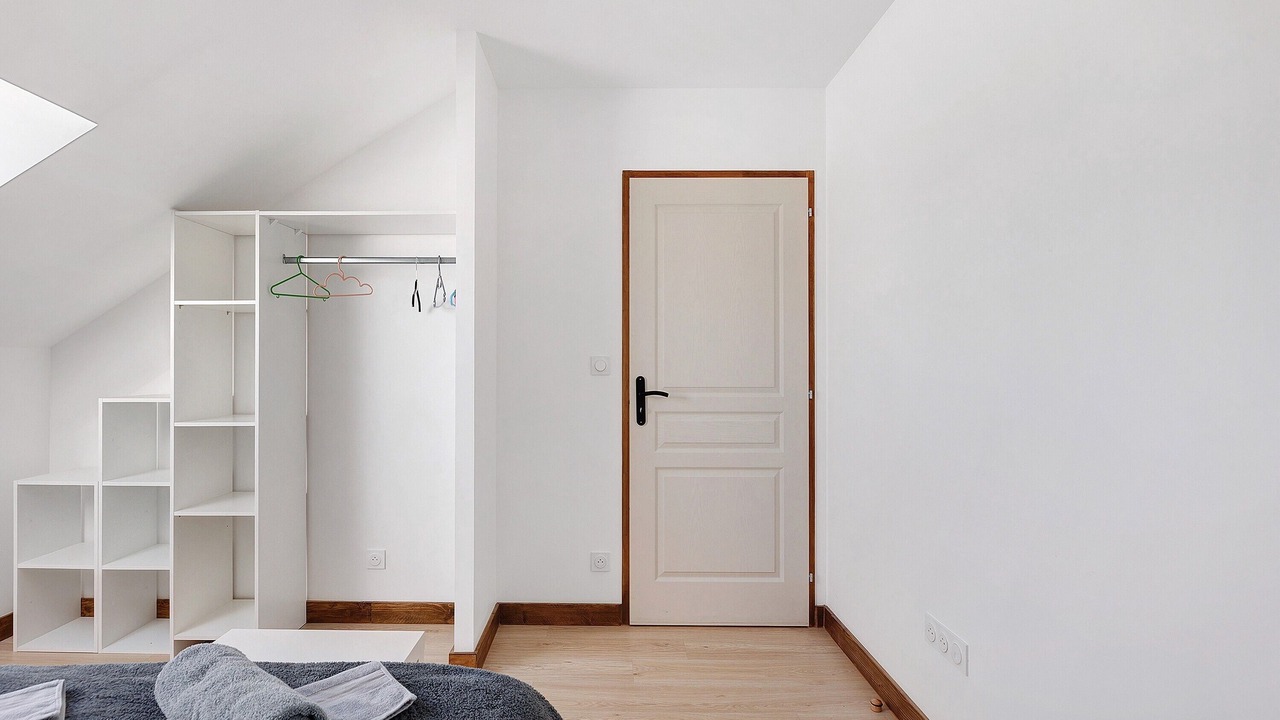 Photo of Bedroom in Noyant-Villages