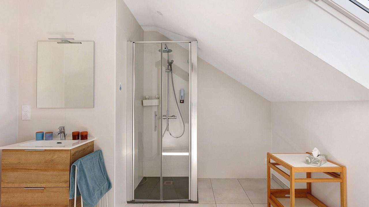 Photo of Bathroom in Noyant-Villages