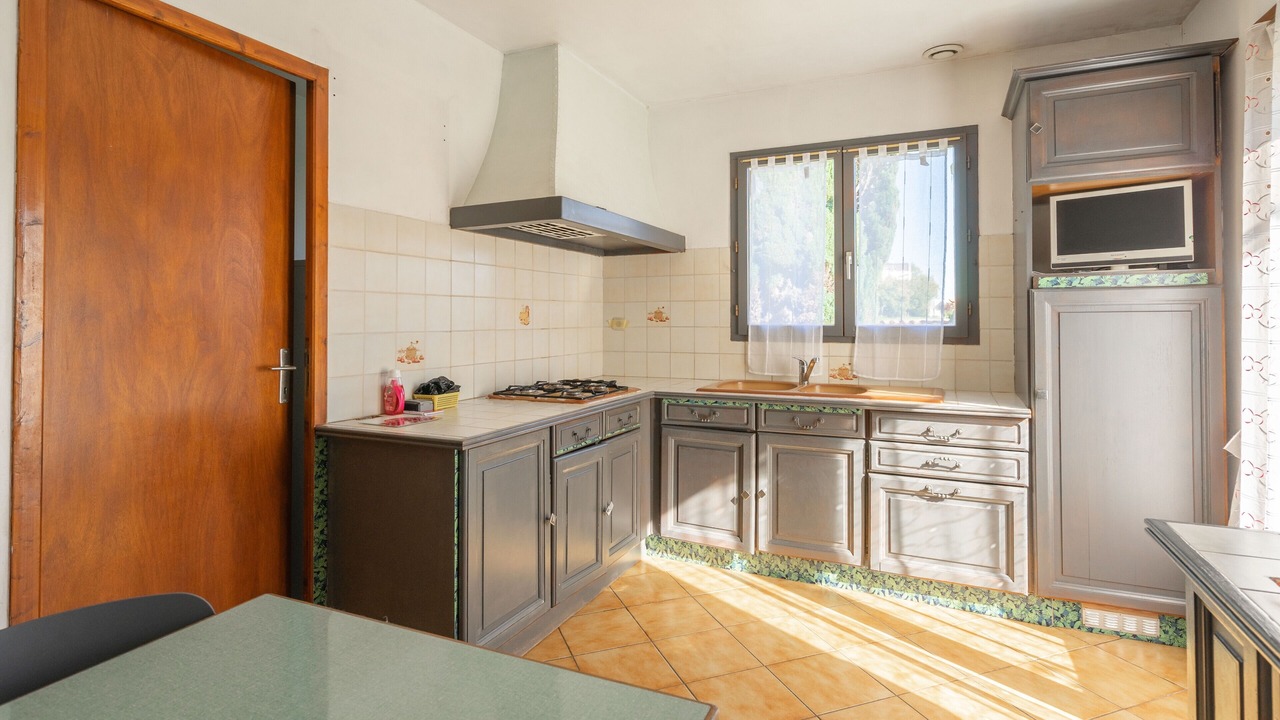 Photo of Kitchen in Saintes