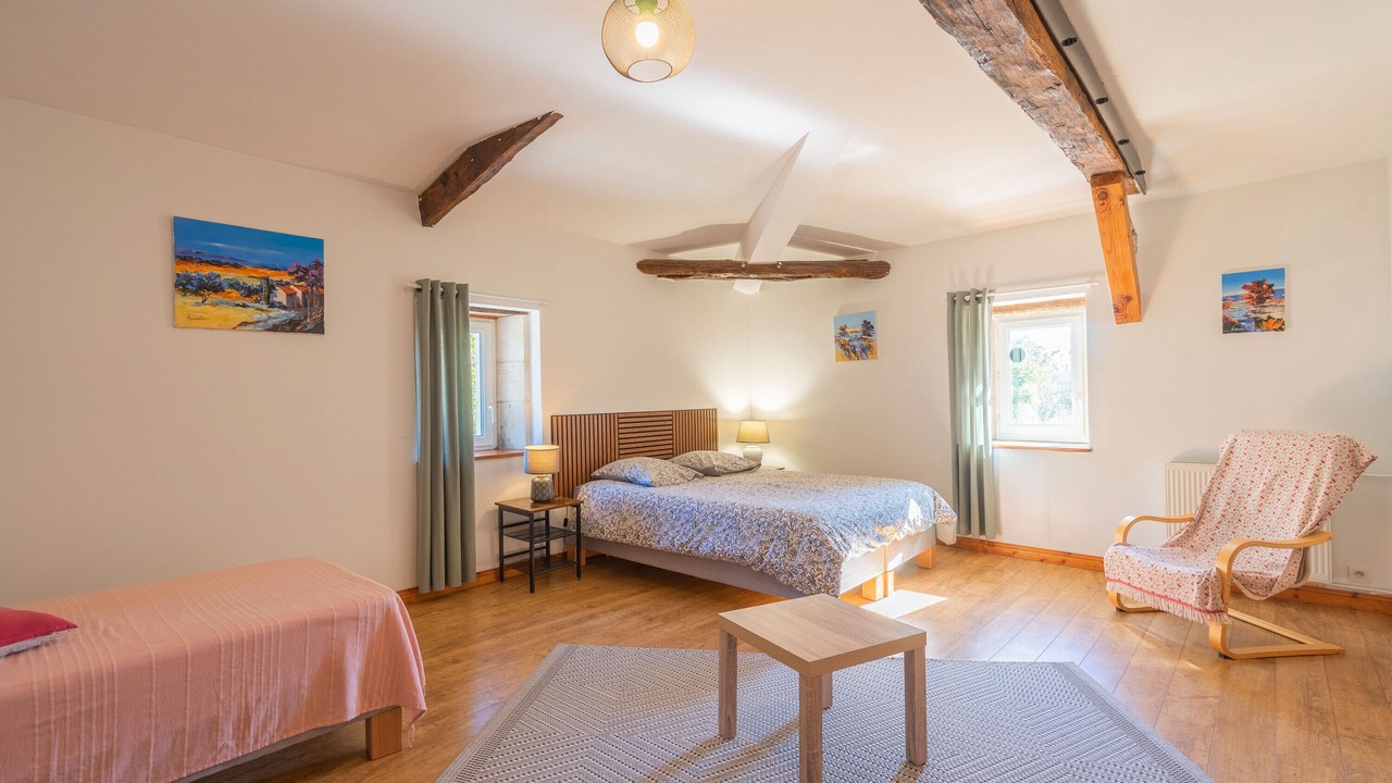 Photo of Bedroom in Saint-Romain-de-Benet