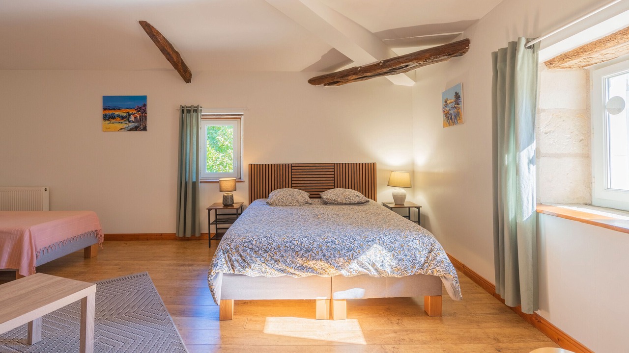 Photo of Bedroom in Saint-Romain-de-Benet