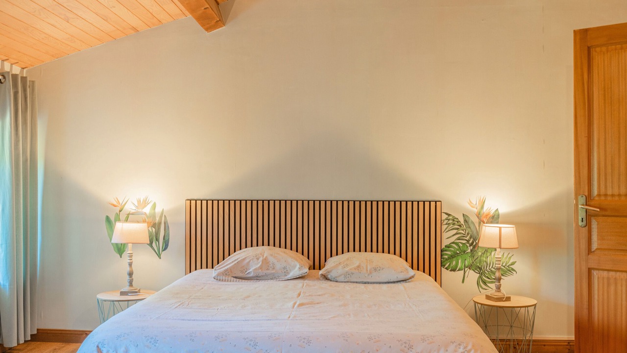 Photo of Bedroom in Saint-Romain-de-Benet