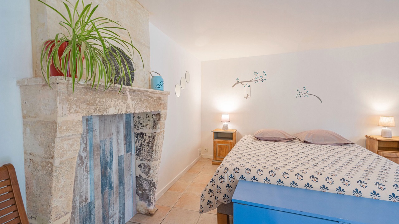 Photo of Bedroom in Saint-Romain-de-Benet