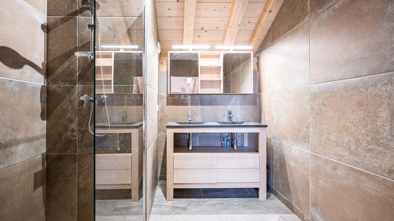 Photo of Bathroom in La Toussuire