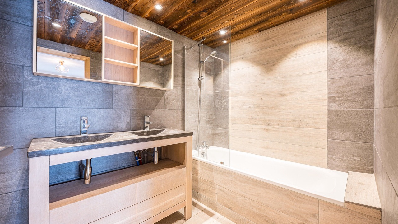 Photo of Bathroom in La Toussuire