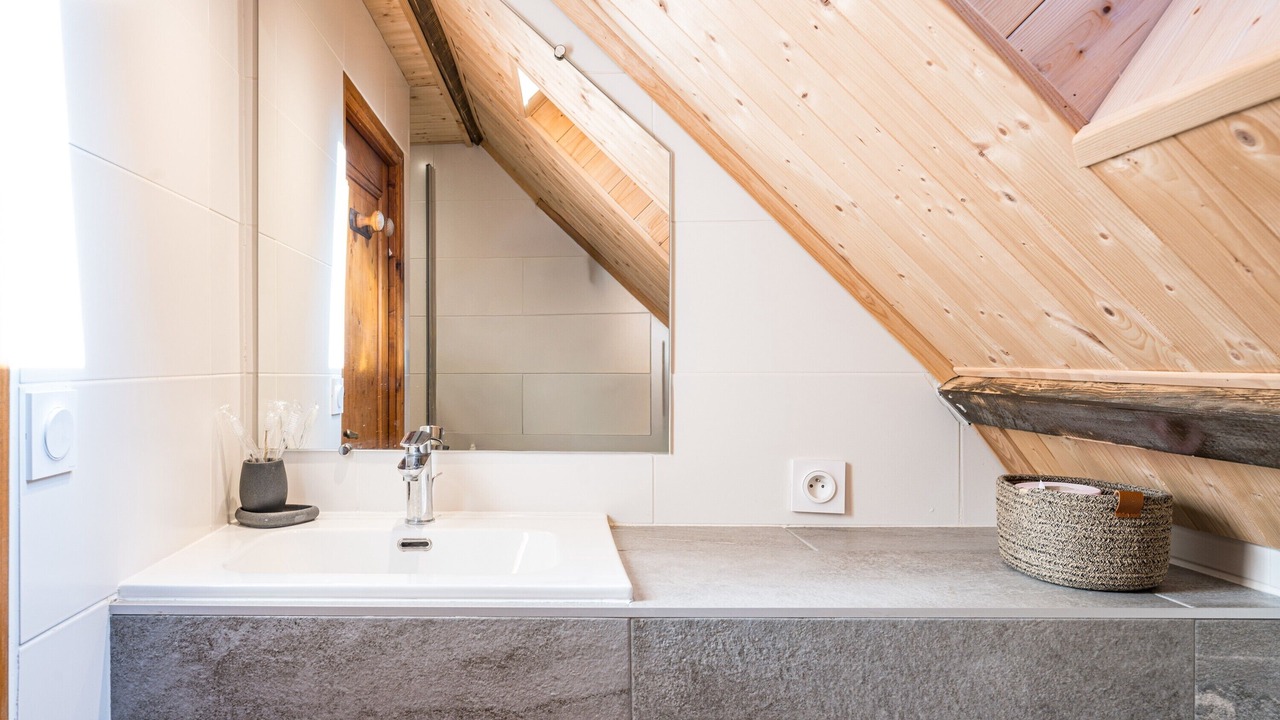 Photo of Bathroom in Jarrier