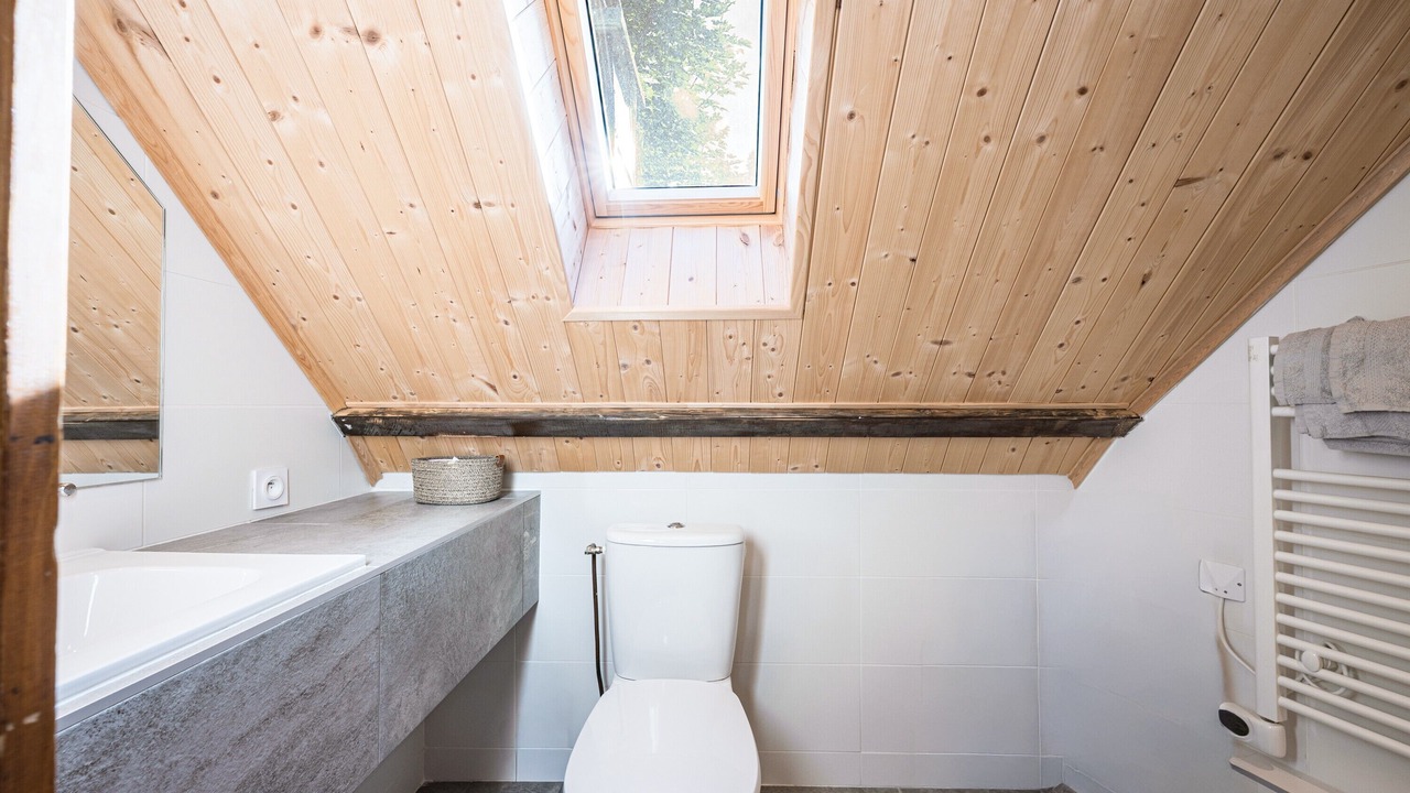 Photo of Bathroom in Jarrier