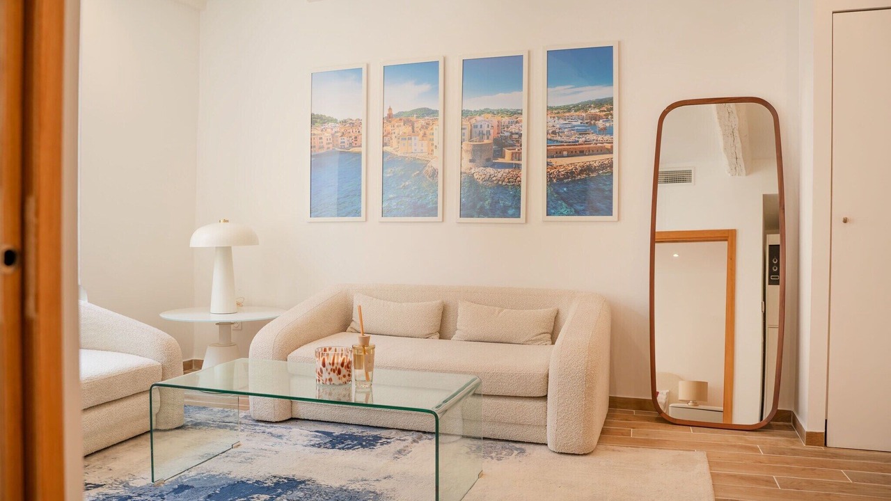 Photo of Livingroom in Old Town
