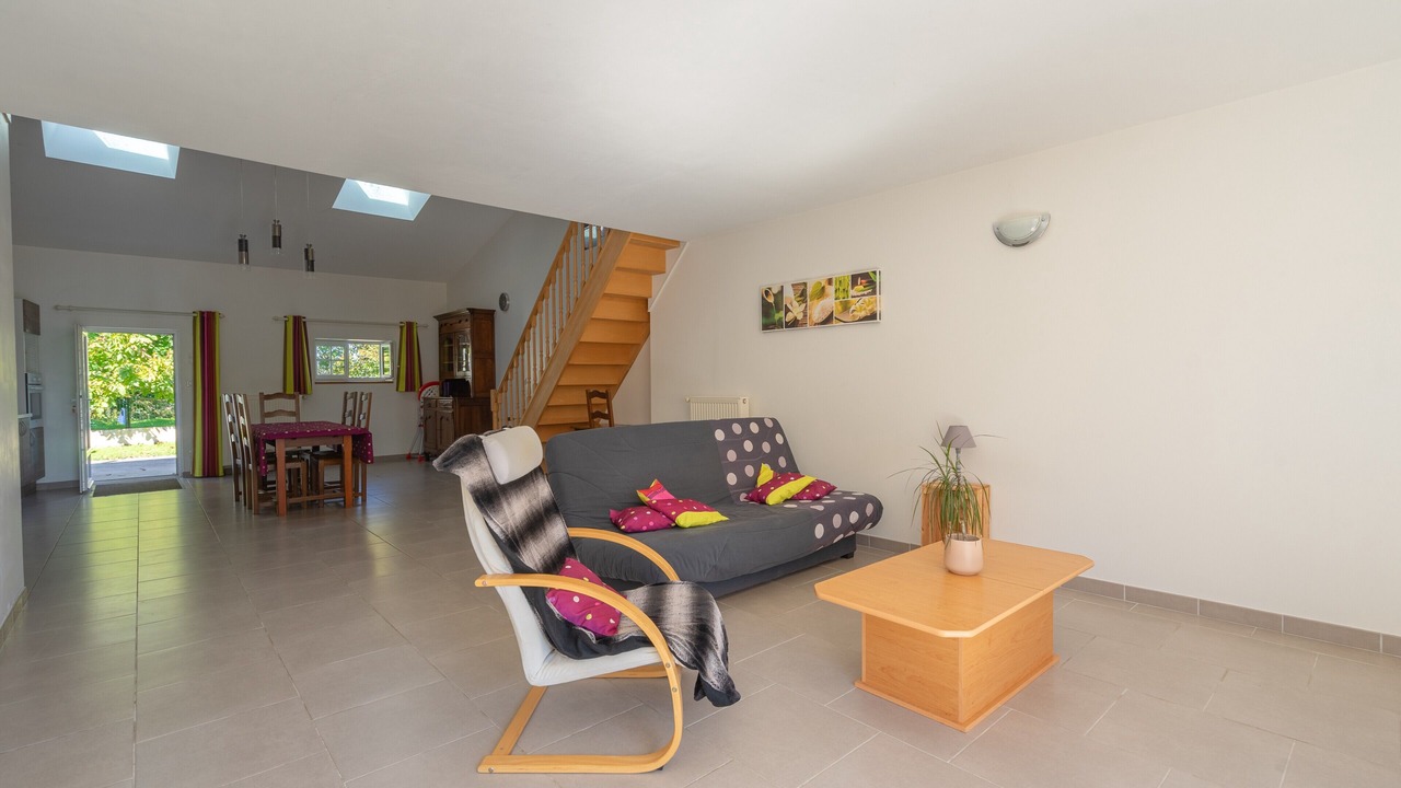 Photo of Livingroom in Allas-Bocage