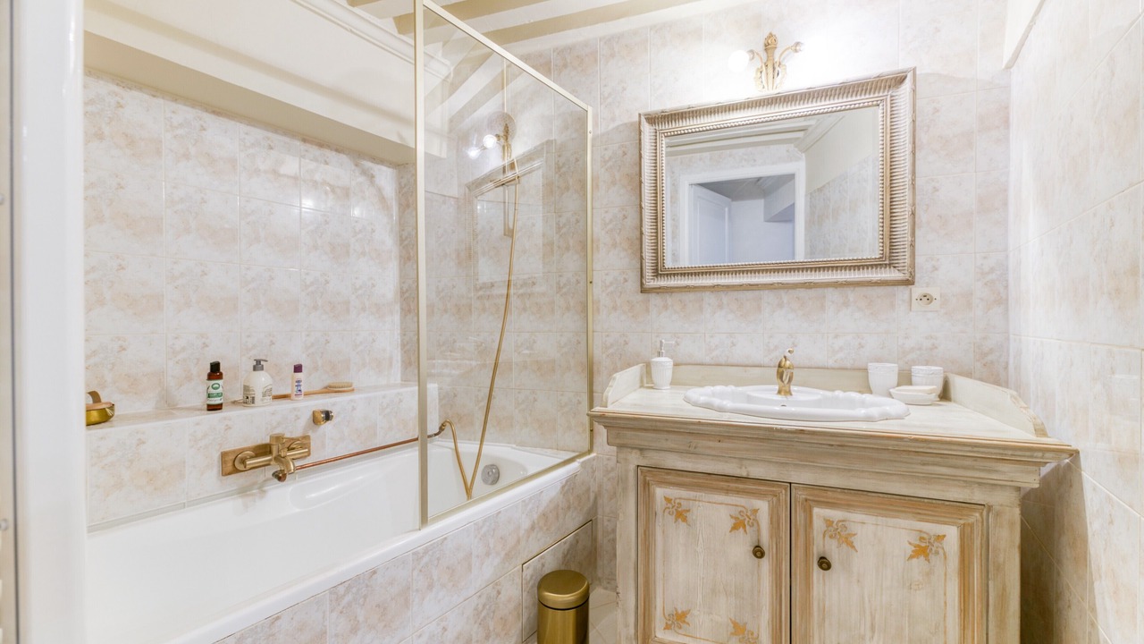 Photo of Bathroom in Saint-Martin-d'Uriage