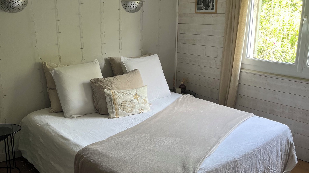 Photo of Bedroom in Saint-Jean