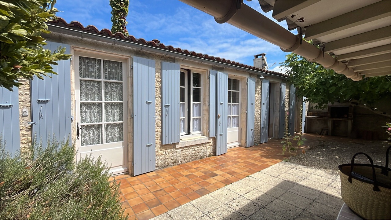 Photo of Outdoor in Domino