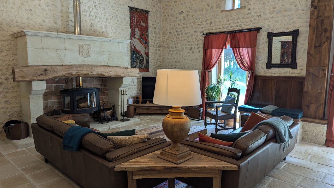 Photo of Livingroom in Saint-Aulais-la-Chapelle