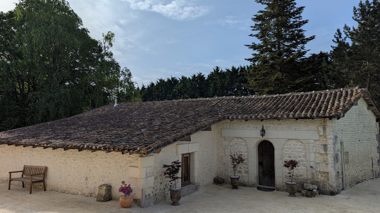 Photo of Outdoor in Saint-Aulais-la-Chapelle
