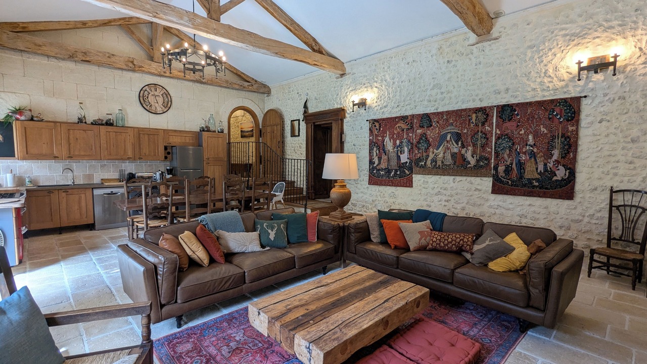 Photo of Livingroom in Saint-Aulais-la-Chapelle