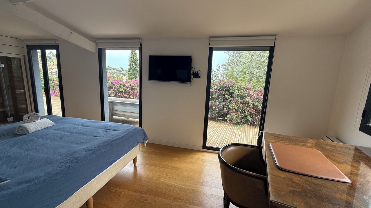 Photo of Bedroom in Menton