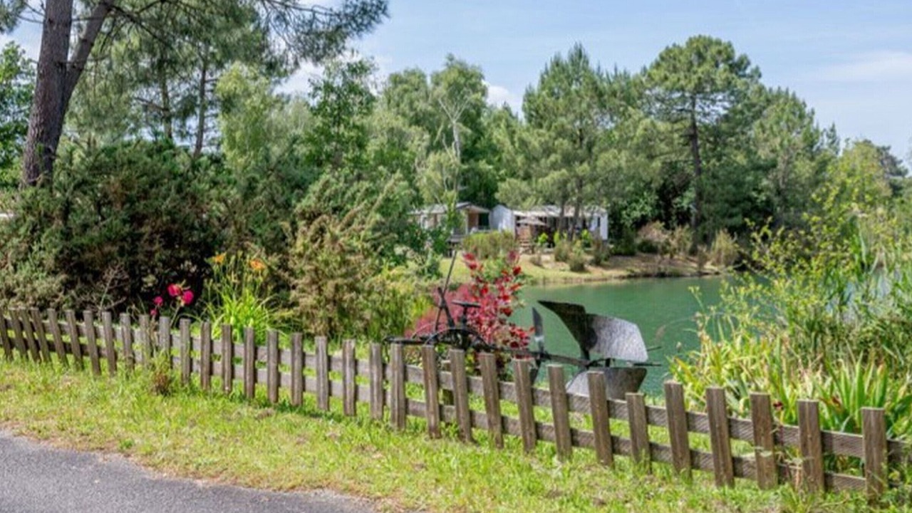 Photo of Outdoor in Saint-Sornin